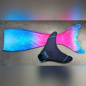 Fin fun adult maui splash mermaid tail